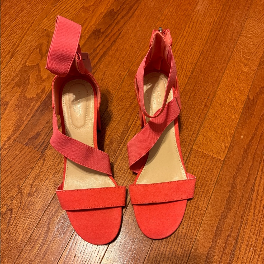 Liz Claiborne open toe sandals coral pink NWT